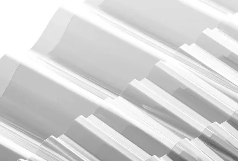 Lichtplatten PET in farbloser Ausführung - hier verschiedene Profile für viele Einsatzgebiete