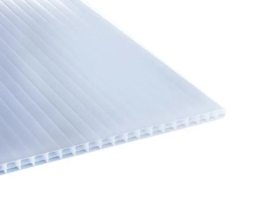 Das Terrassendach Set wird mit hochwertigen Polycarbonat-Lichtplatten in klarer Ausführung geliefert. Sie ermöglichen einen hohen Lichteinfall und sind sehr beständig gegen Hagel.