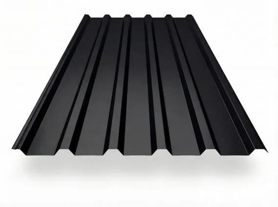 Preview: Trapezblech TP35 in Tiefschwarz (RAL 9005), freigestelltes Produktfoto mit gleichmäßig profilierten Trapezwellen, perspektivische Draufsicht auf weißem Hintergrund