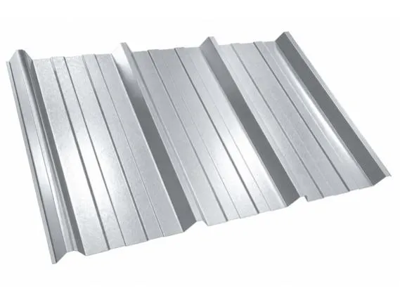 Trapezblech im Profil 45/333 mit Aluzink-Legierung. Das robuste Stahlblech eignet sich ideal für Dachverkleidungen im Außenbereich.