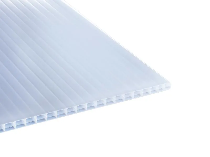 Das Terrassendach Set wird mit hochwertigen Polycarbonat-Lichtplatten in klarer Ausführung geliefert. Sie ermöglichen einen hohen Lichteinfall und sind sehr beständig gegen Hagel.