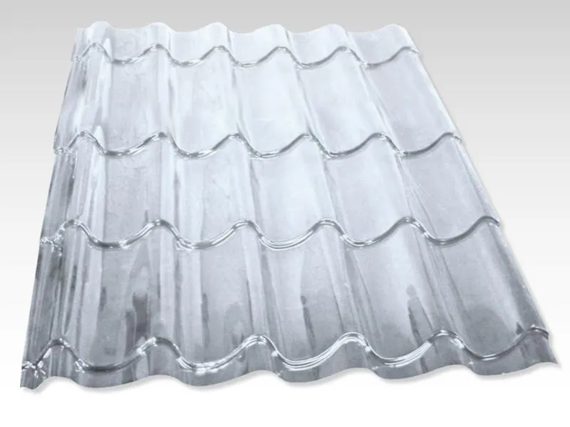 Lichtelement für Pfannenblech Szafir 350/15 in klar Ausführung.