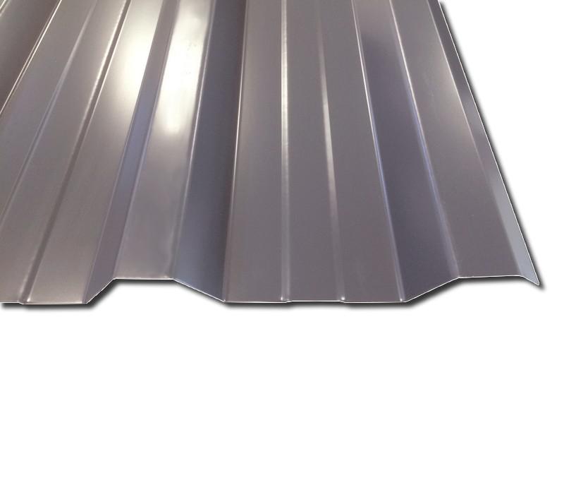 Dieses Trapezblech wir in RAL9007 Graualuminium geliefert. Leider lässt sich die Farbe hier im Web nicht so gut darstellen. Aber sie sieht wirklich toll aus!